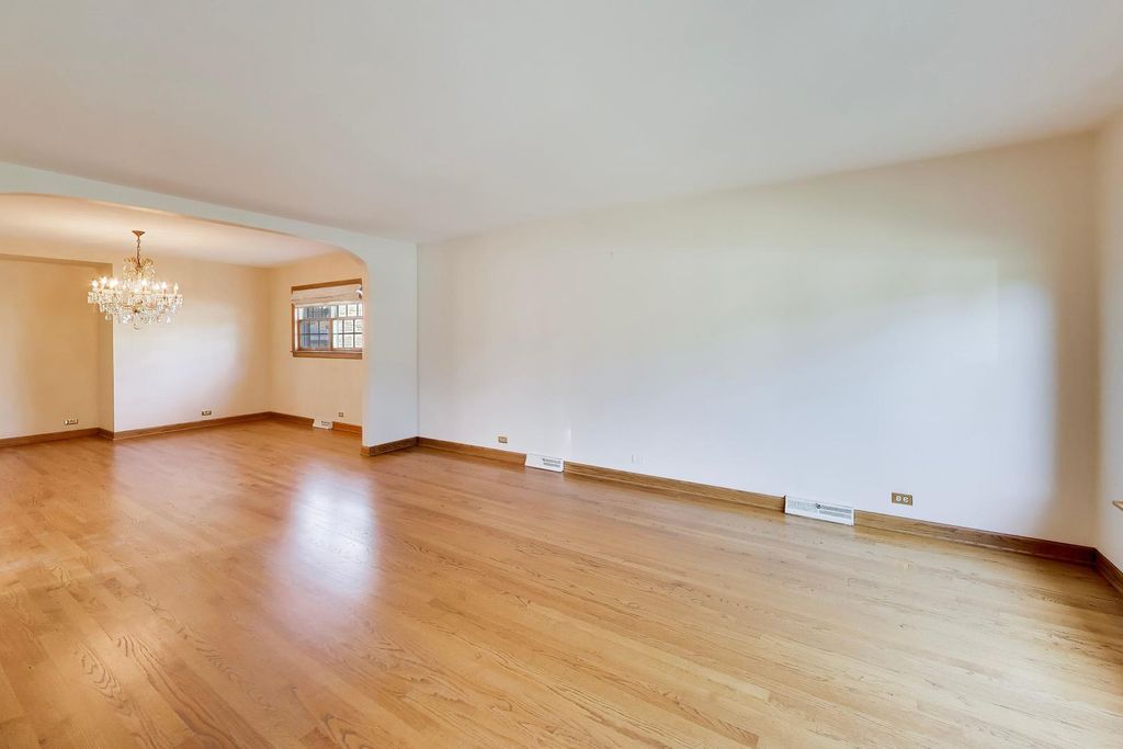 8329 W Sunnyside Avenue, Norridge, IL 60706 — photo 5