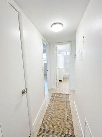 2601 NE 3rd Court 410, Boynton Beach, FL 33435