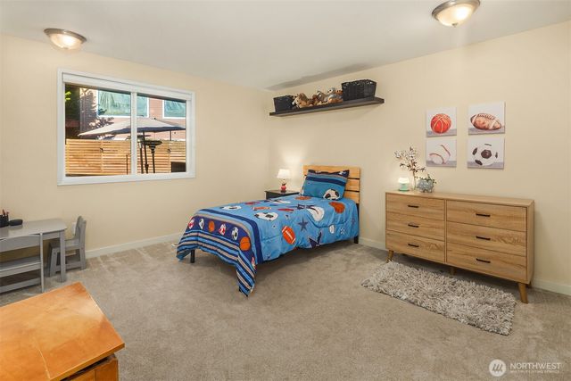 7017 165th Place SW, Edmonds, WA 98026
