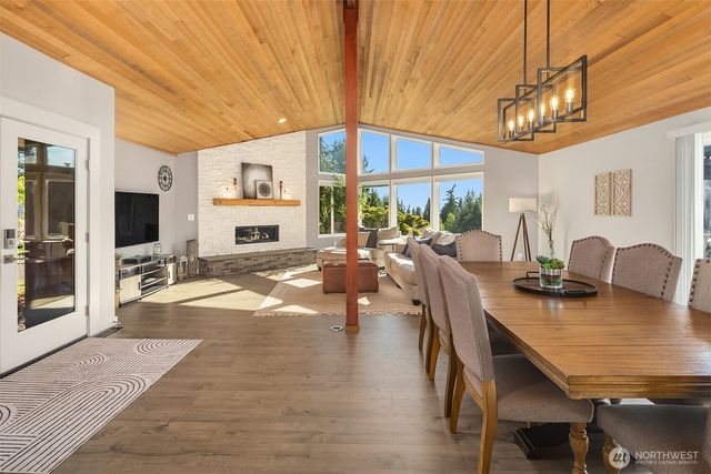 7017 165th Place SW, Edmonds, WA 98026