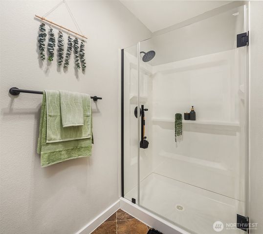 7017 165th Place SW, Edmonds, WA 98026