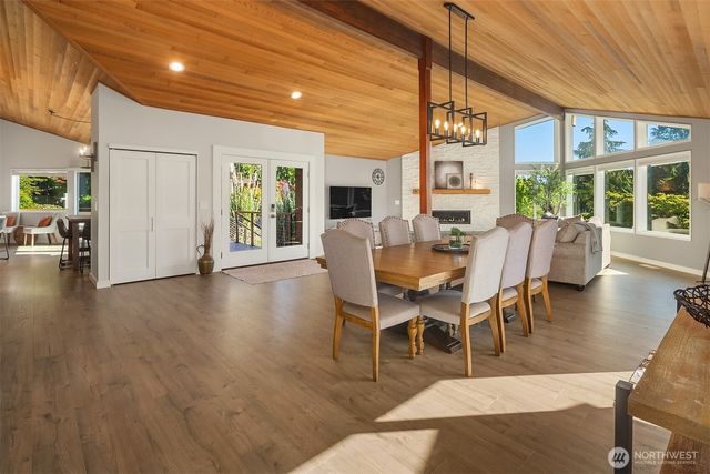 7017 165th Place SW, Edmonds, WA 98026