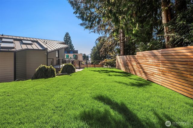 7017 165th Place SW, Edmonds, WA 98026