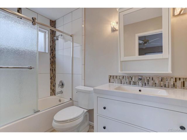 6898 S Dover Way, Littleton, CO 80128