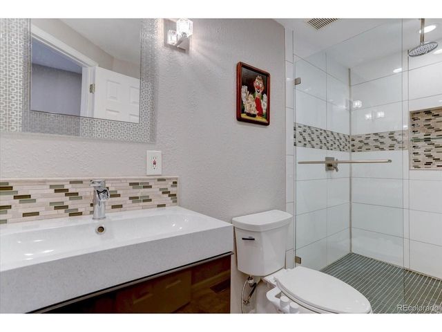 6898 S Dover Way, Littleton, CO 80128