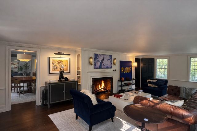 11 Strawberry Hill, Brattleboro, VT 05301