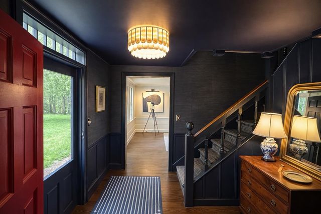 11 Strawberry Hill, Brattleboro, VT 05301