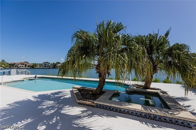 1650 Caxambas CT, Marco Island, FL 34145
