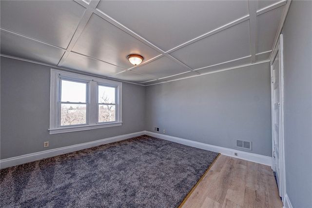 335 Queensbury St, Crafton Heights, PA 15205