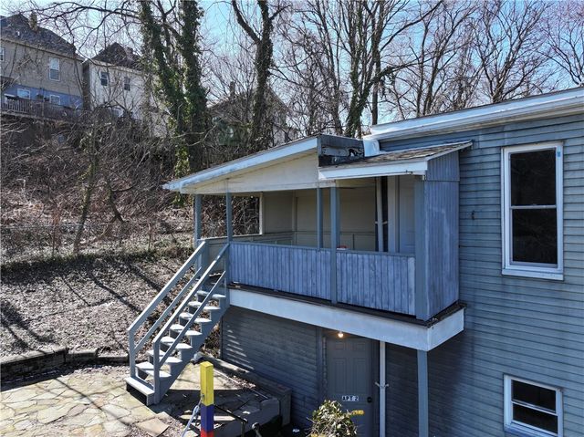 335 Queensbury St, Crafton Heights, PA 15205