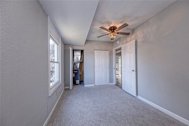 335 Queensbury St, Crafton Heights, PA 15205