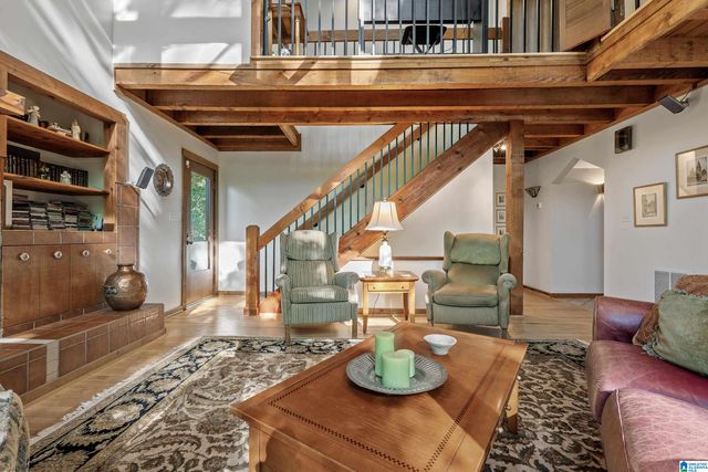 1827 LAKE KNOWL DRIVE, Helena, AL 35080