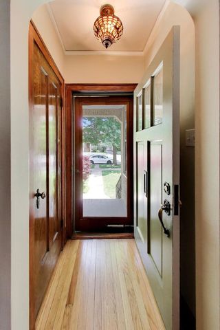 705 N Marion Street, Oak Park, IL 60302