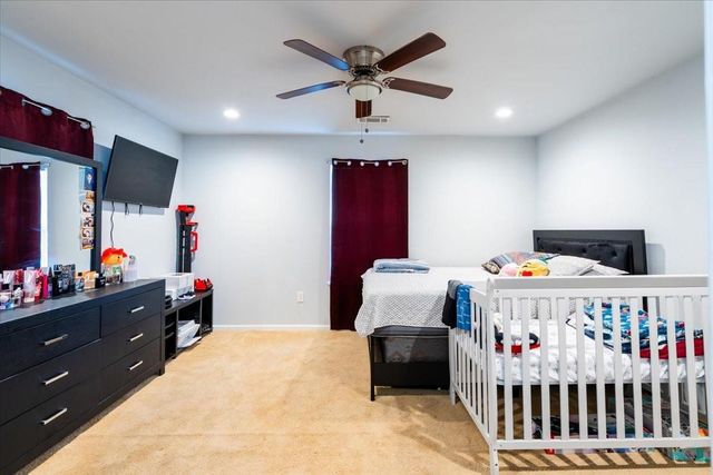 5938 Southlark Street, Houston, TX 77033