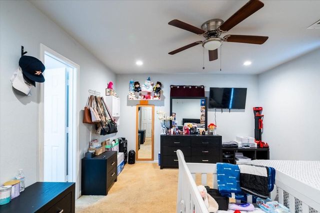 5938 Southlark Street, Houston, TX 77033