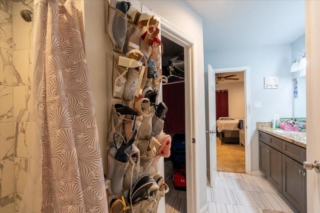 5938 Southlark Street, Houston, TX 77033