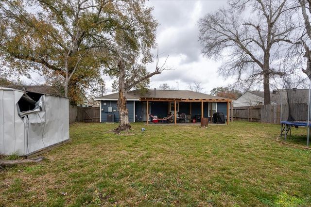 5938 Southlark Street, Houston, TX 77033