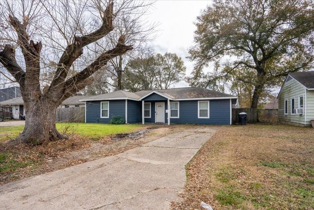 5938 Southlark Street, Houston, TX 77033