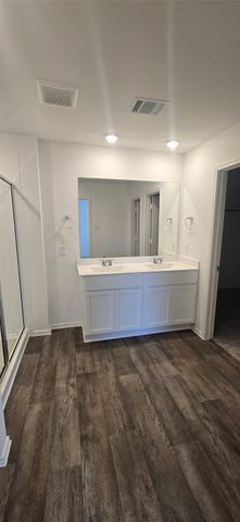 3046 Holland Lakes Drive, Fulshear, TX 77441