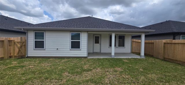 3046 Holland Lakes Drive, Fulshear, TX 77441