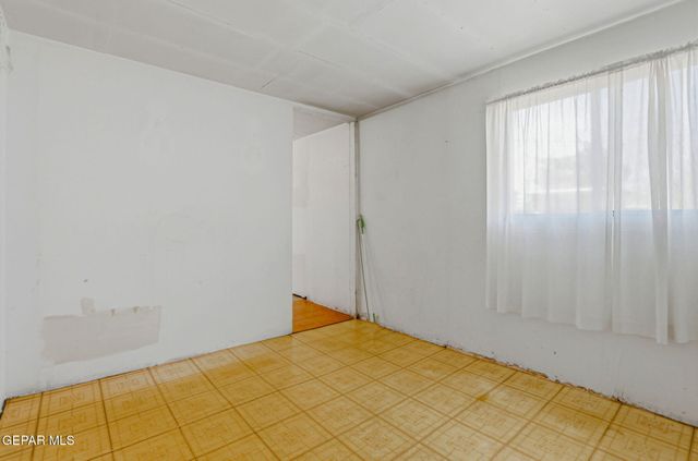 749 Hilton Avenue, El Paso, TX 79907