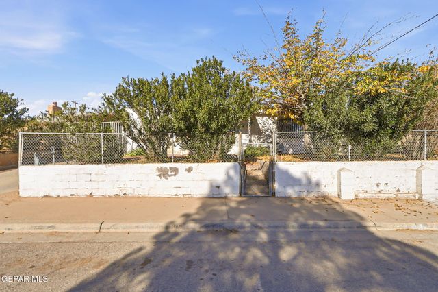 749 Hilton Avenue, El Paso, TX 79907