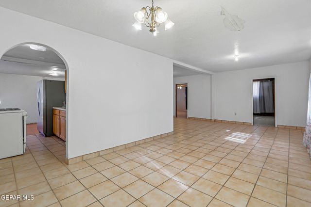 749 Hilton Avenue, El Paso, TX 79907