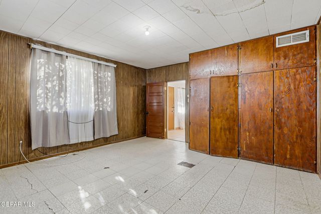 749 Hilton Avenue, El Paso, TX 79907