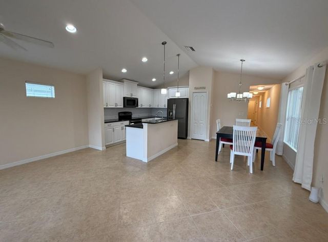 4015 COTTAGE HILL AVENUE, Parrish, FL 34219