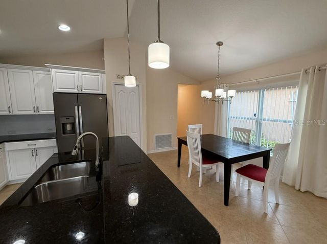 4015 COTTAGE HILL AVENUE, Parrish, FL 34219