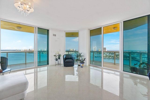 2650 Lake Shore Drive 1906, Riviera Beach, FL 33404