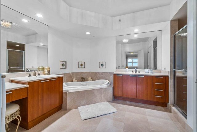 2650 Lake Shore Drive 1906, Riviera Beach, FL 33404