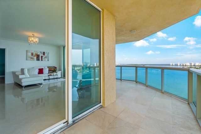 2650 Lake Shore Drive 1906, Riviera Beach, FL 33404