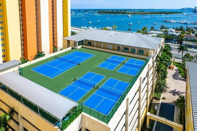 2650 Lake Shore Drive 1906, Riviera Beach, FL 33404