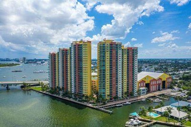 2650 Lake Shore Drive 1906, Riviera Beach, FL 33404