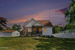99 Academy Drive, Swanton, OH 43558