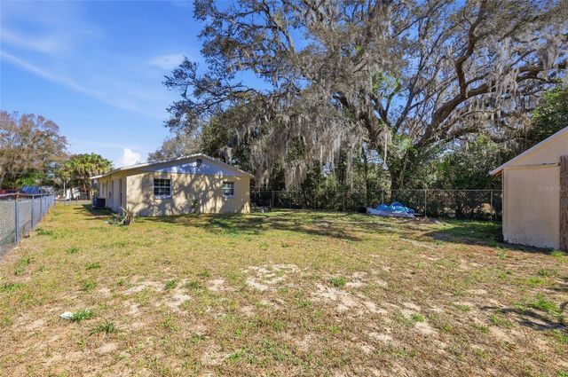 1314 ROBIE AVENUE, Mount Dora, FL 32757