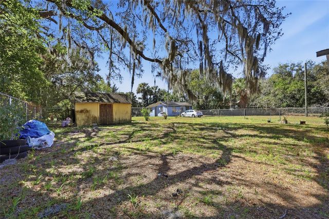 1314 ROBIE AVENUE, Mount Dora, FL 32757