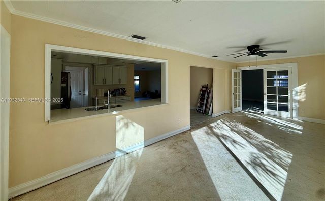 5030 NW 42nd St, Lauderdale Lakes, FL 33319