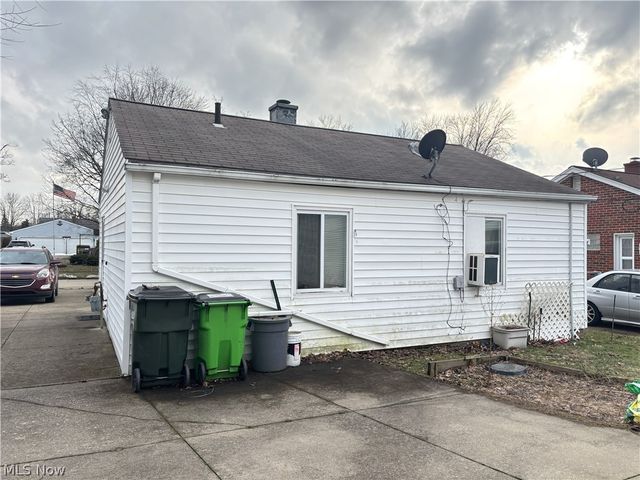 157 JOHN Street, Bedford, OH 44146