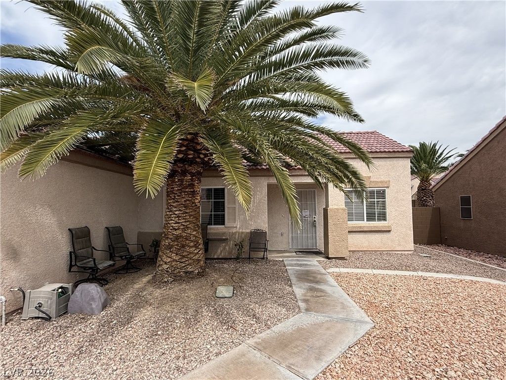 2610 Moon Wave Avenue, North Las Vegas, NV 89031 — photo 2