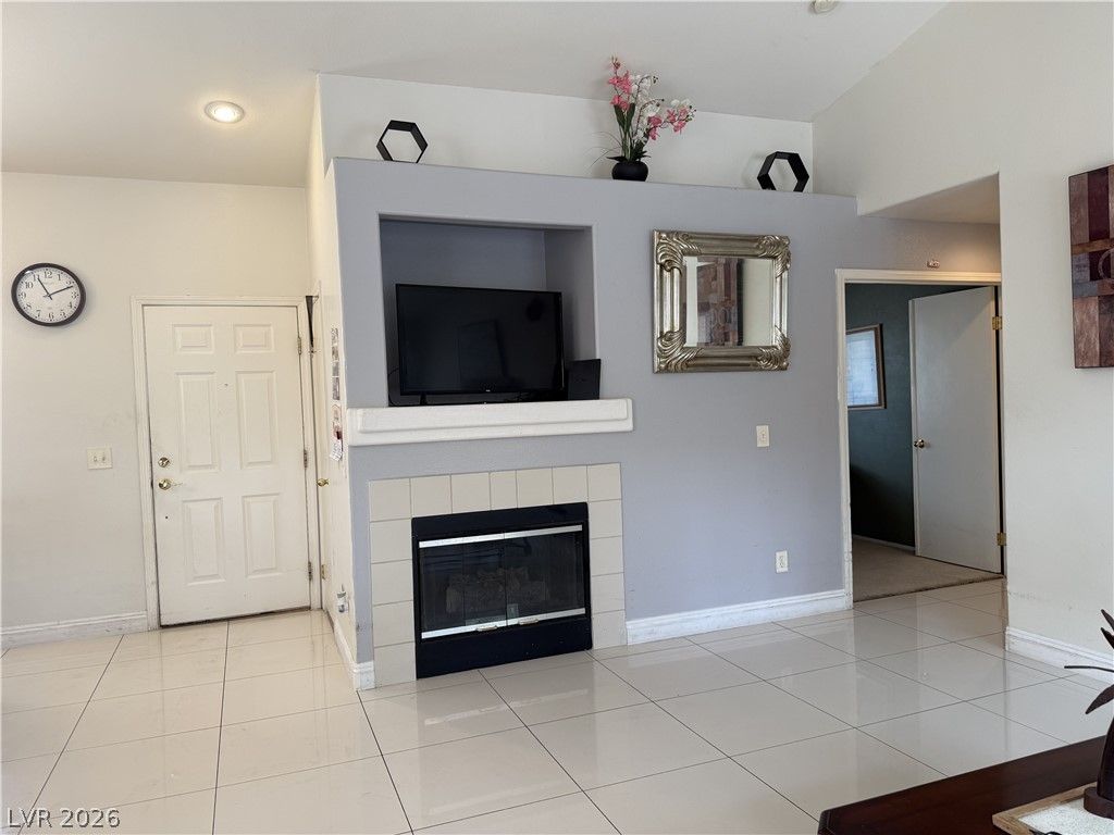 2610 Moon Wave Avenue, North Las Vegas, NV 89031 — photo 5