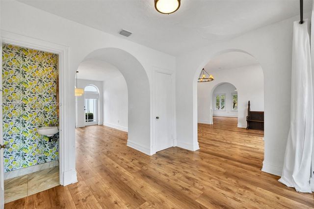 113 NE 101st St, Miami Shores, FL 33138