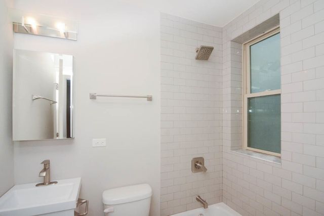 640 W WRIGHTWOOD Avenue 201, Chicago, IL 60614