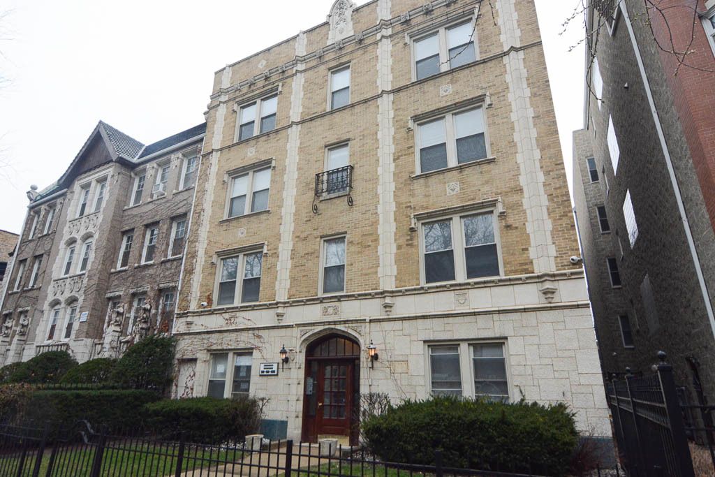 640 W WRIGHTWOOD Avenue 201, Chicago, IL 60614
