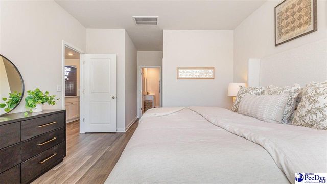 5158 Shallowford Road, Darlington, SC 29532