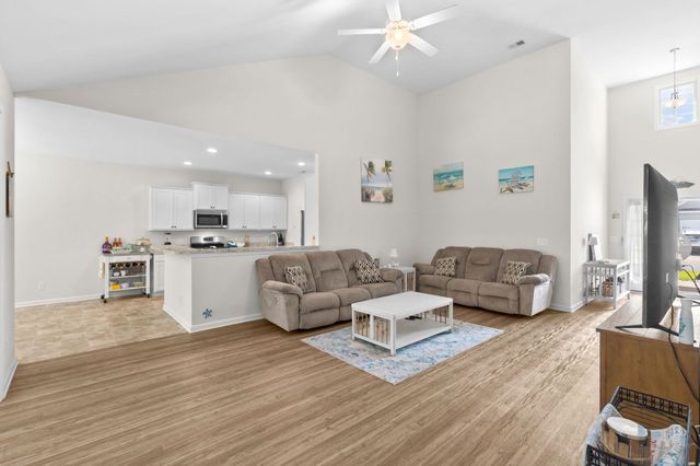 840 Windsor Rose Dr., Conway, SC 29526