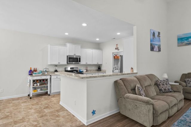 840 Windsor Rose Dr., Conway, SC 29526