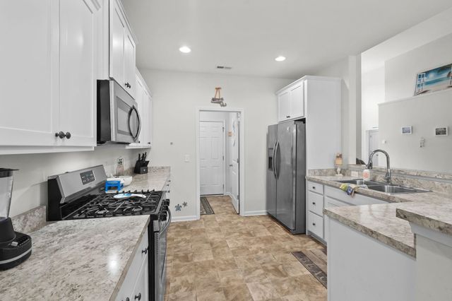 840 Windsor Rose Dr., Conway, SC 29526