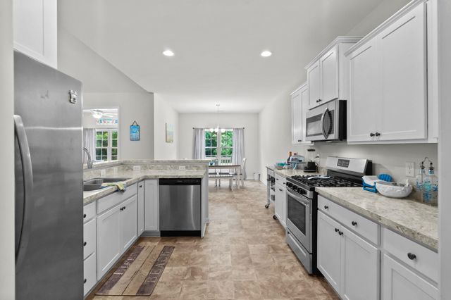 840 Windsor Rose Dr., Conway, SC 29526